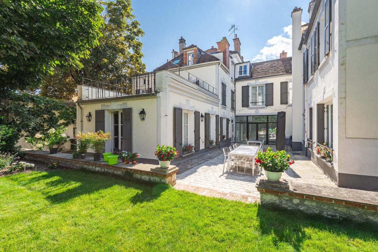 La Maison De L 'Arbre Sec Фонтенбло Экстерьер фото